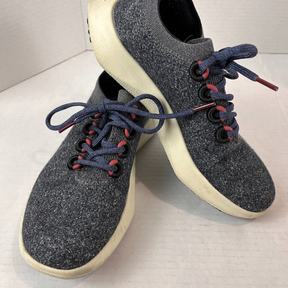 Women's Grey Allbirds tie Sneaker, Size US 8.5